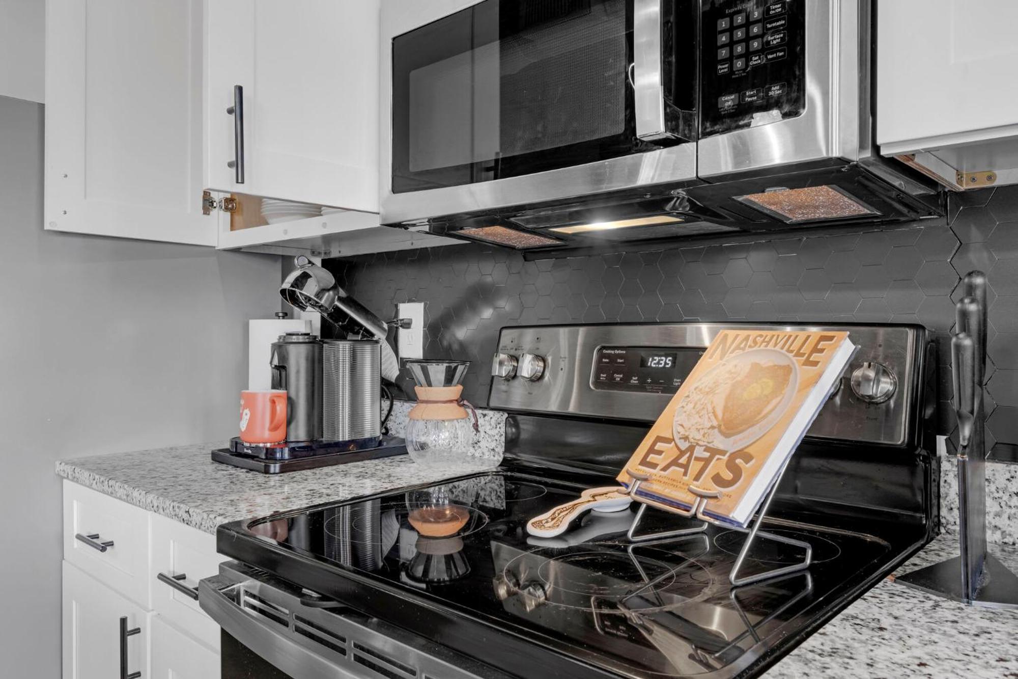 New Studio Sleeps 4 - 7 Mins To Dwtn ناشفيل المظهر الخارجي الصورة